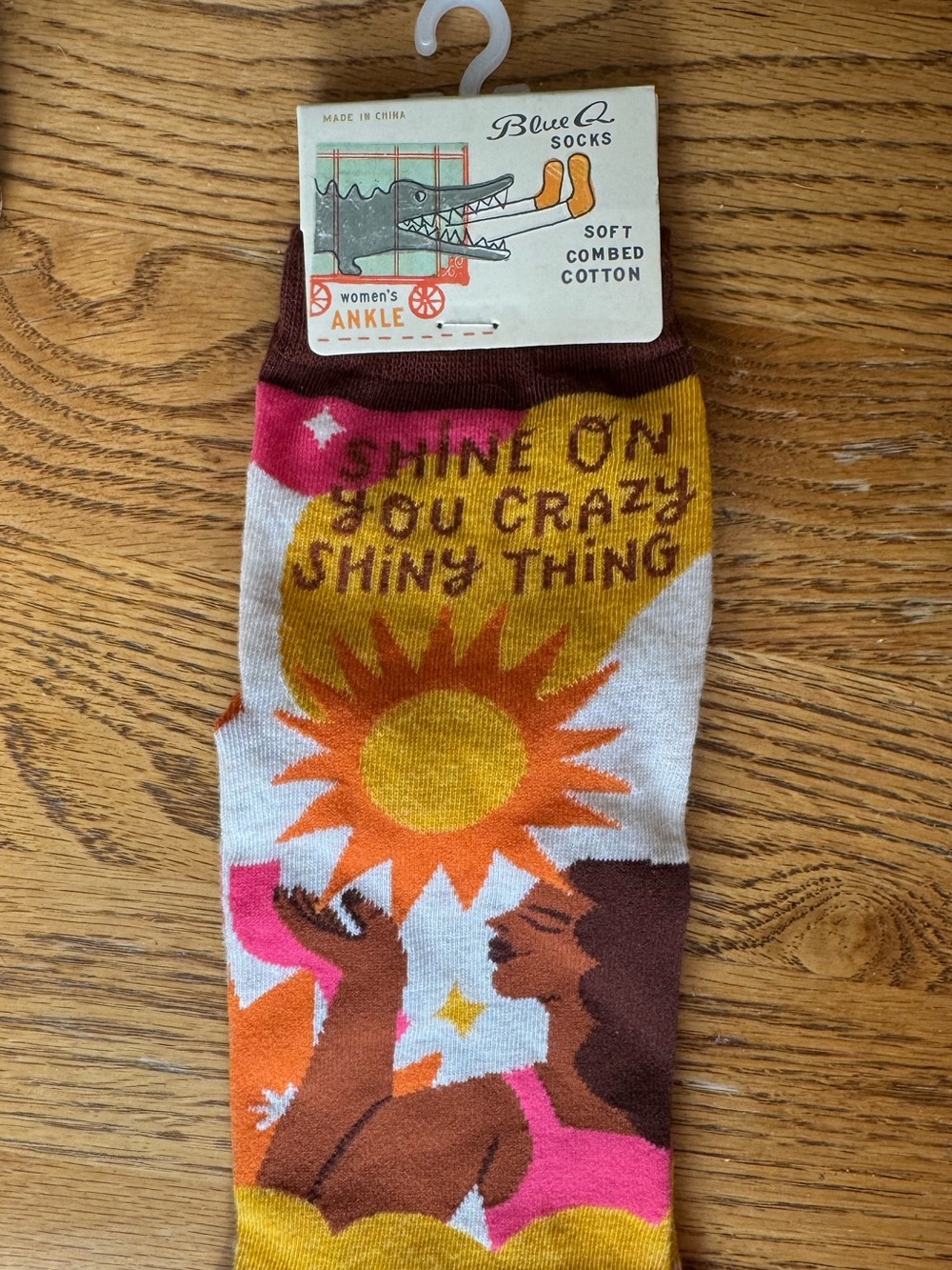 Blue Q socks women’s NWT shine on